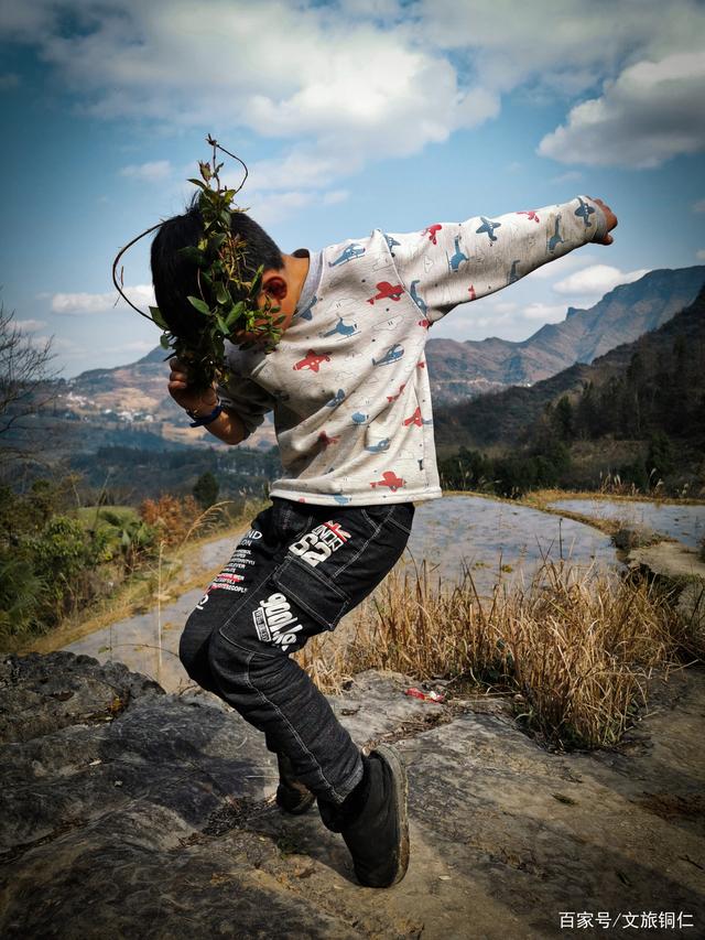 开云电竞app下载安装-德甲大佬怒斥厄齐尔：懦夫！是天真还是